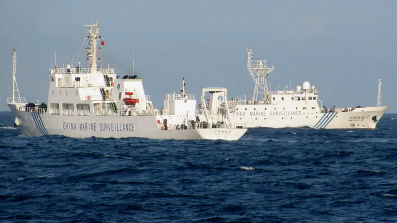 CHINA INTRĂ ÎN APELE TERITORIALE JAPONEZE, în largul insulelor disputate de cele două țări