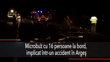 Microbuz cu 16 pasageri, implicat într-un accident în Argeș