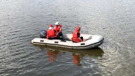 Un copil de 15 ani și-a pierdut viața, după ce s-a înecat într-un lac din județul Iași