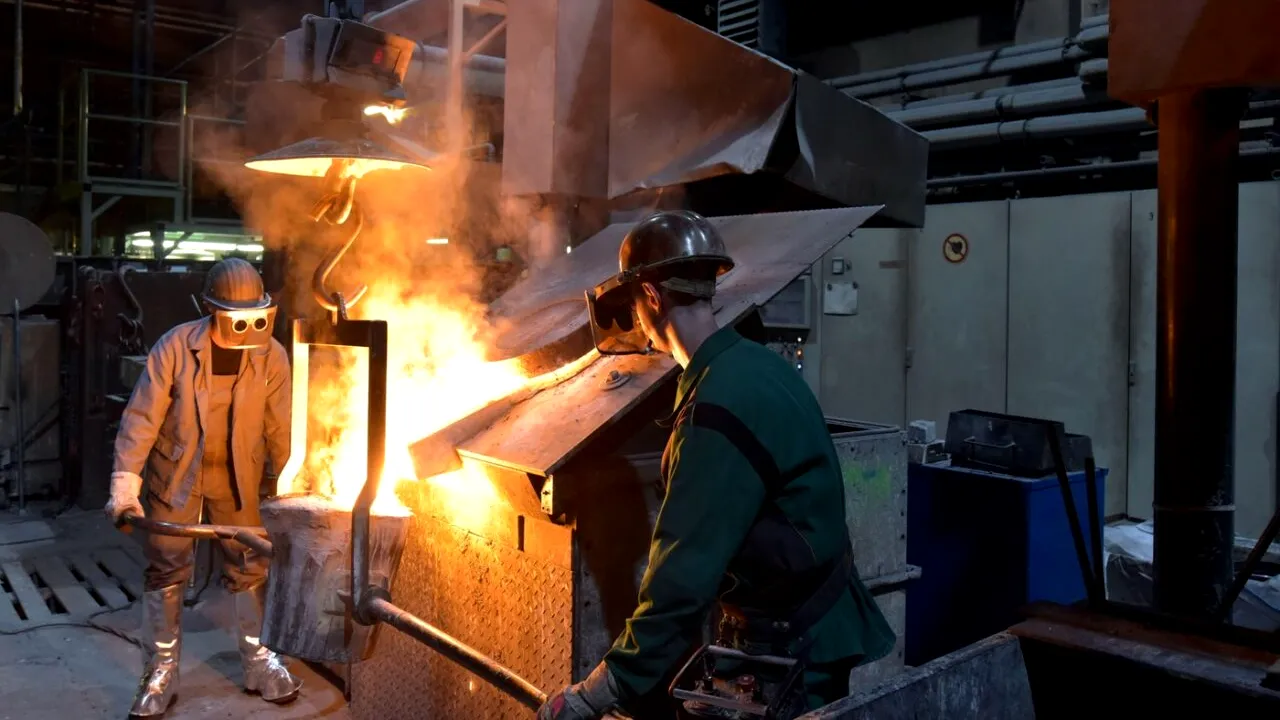 Uniunea Europeană se pregătește să restricționeze IMPORTURILE de oțel pe piața europeană. Taxele vamale le vor reflecta pe cele ale SUA