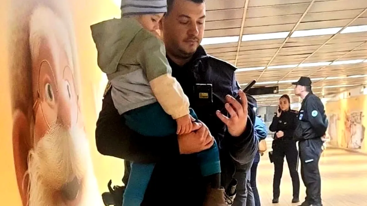 Emoționant. Un polițist a liniștit un copil speriat, în Pasajul Unirii, în timp ce mama însărcinată avea contracții