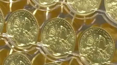 Cel mai SCUMP pom de Crăciun din lume are o valoare estimată de 2,3 milioane de euro. Cu ce este împodobit