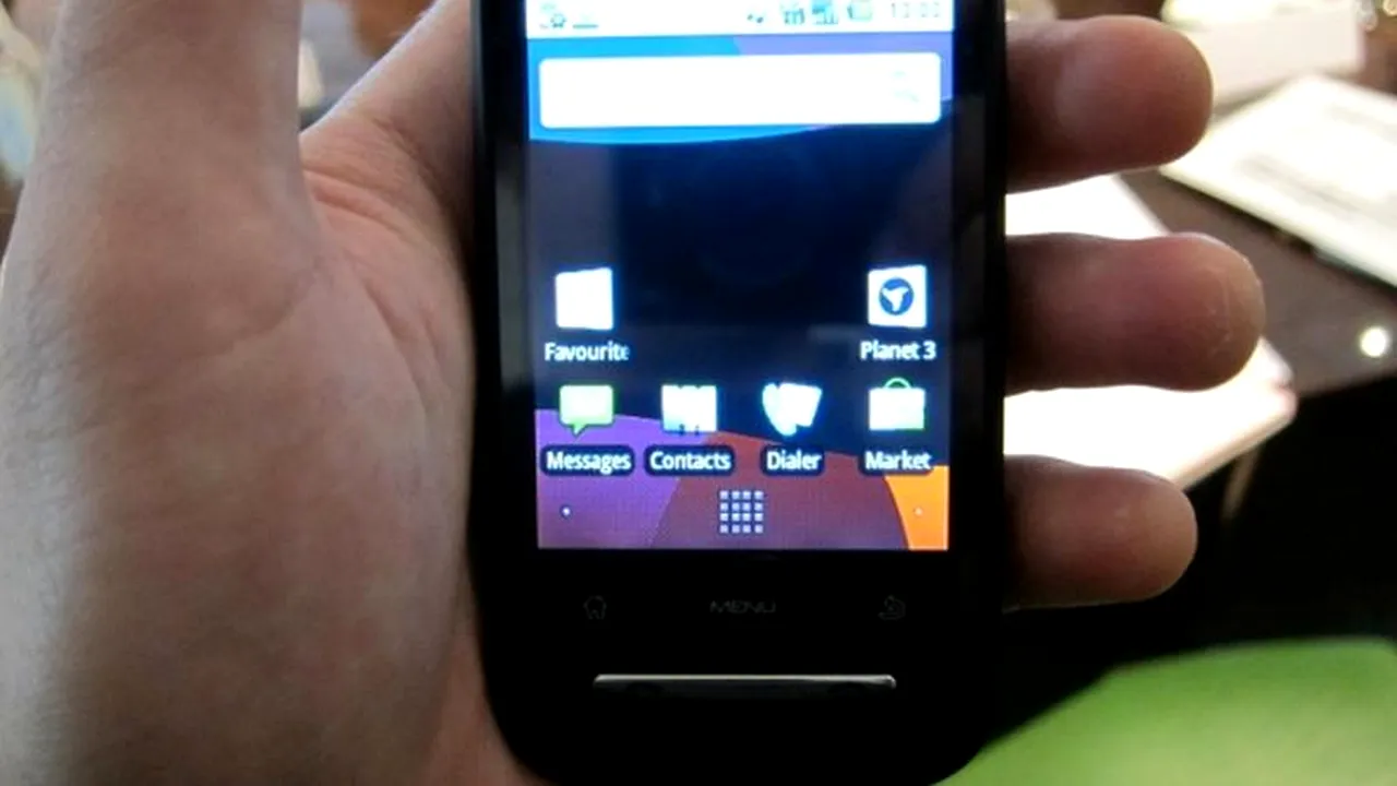 Telefonul mobil ar putea fi reîncărcat cu ajutorul urinei