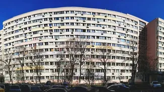 Câte apartamente are cel mai mare bloc din România. Este cât un oraș întreg