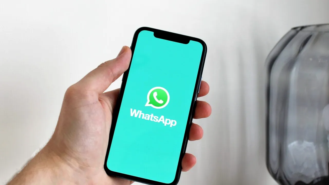 Probleme la nivel global pentru WhatsApp. Ce se întâmplă cu aplicația