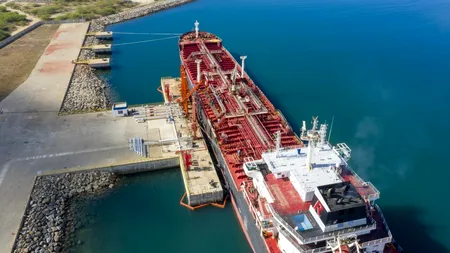 Vânzările de combustibil maritim au CRESCUT în 2024 din cauza atacurilor Houthi. Rebelii au deviat tranzitul navelor comerciale prin Marea Roșie