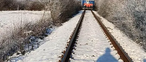 Locomotiva trenului de pasageri de pe ruta Baia Mare-Jibou a luat foc, în județul Maramureș
