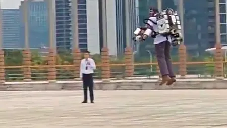 Ce mai inventează chinezii? Pentru că nu mai fac față cu traficul, dezvoltă dispozitive personale de zbor