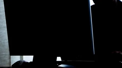 Avertismentul unui fost hacker, devenit consilier în securitate informatică: ''Aveți grijă ce postați, Internetul nu uită niciodată''