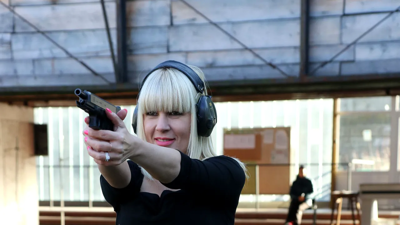 DNA retrimite în judecată un dosar în care sunt vizați Elena Udrea și Dan Andronic