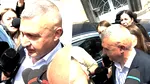 În plină criză a relațiilor România-Rusia, Armata Română e decapitată. Șeful Statului Major al Apărării, generalul Gheorghiță Vlad, a fost pus sub învinuire într-un dosar DNA. Este suspect de trafic de influență și abuz în serviciu