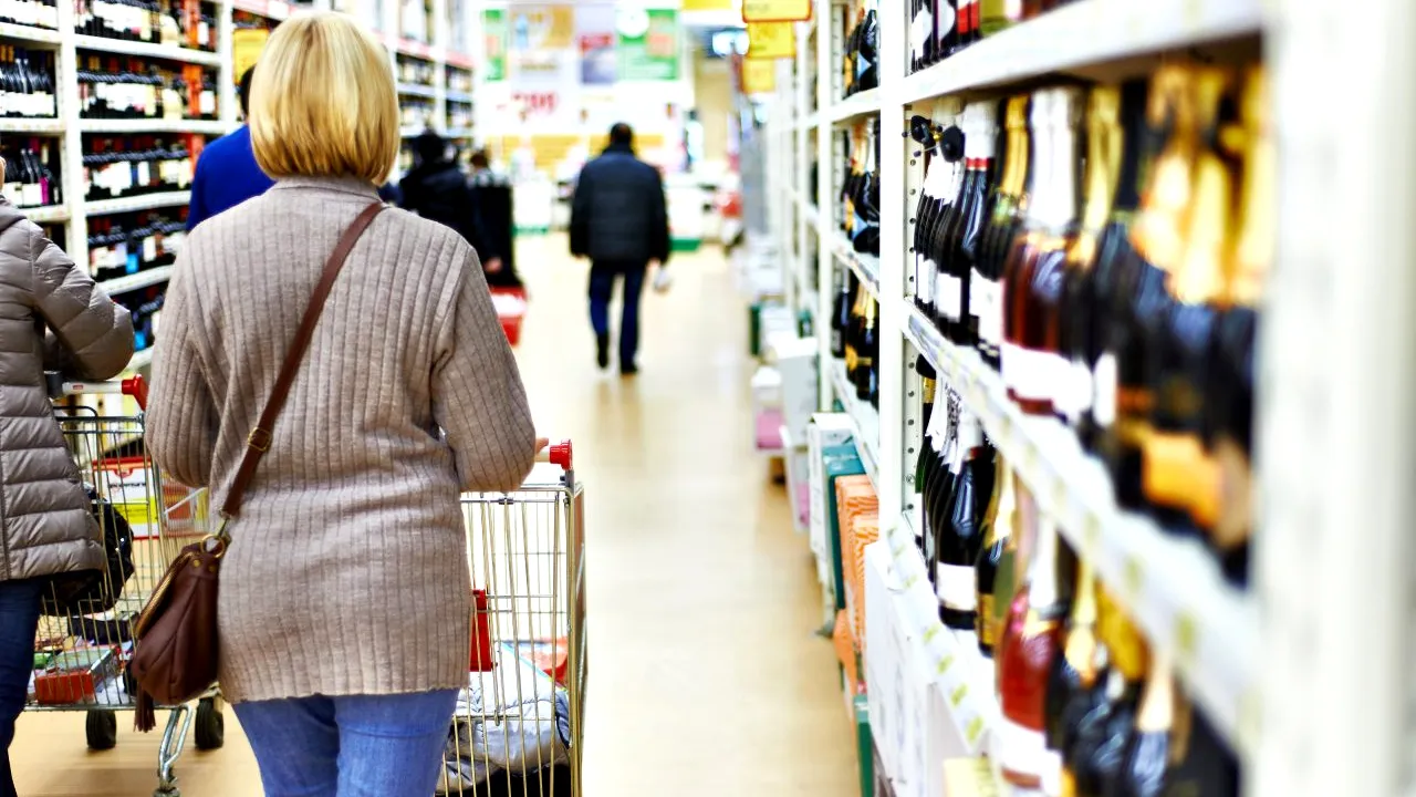 Program Carrefour de Anul Nou 2022. Orarul magazinelor pentru 31 decembrie 2021, 1 și 2 ianuarie 2022