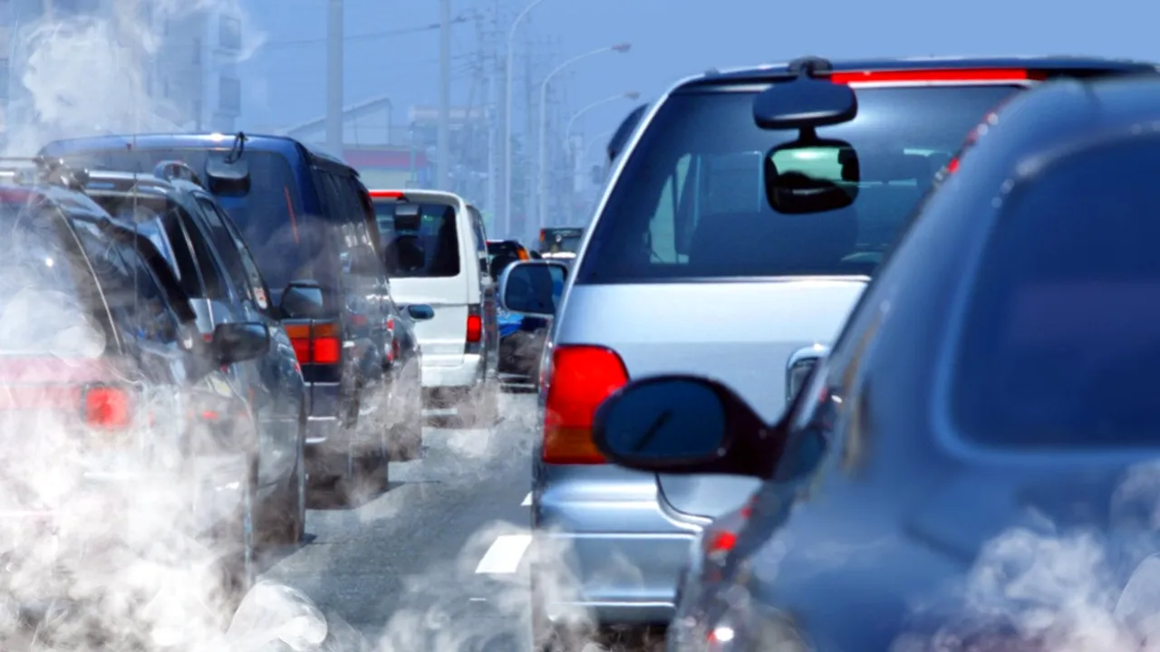 Impactul șocant asupra sănătății pe care îl are statul în TRAFIC. Cu ce boli te poți confrunta și cum ne putem proteja?