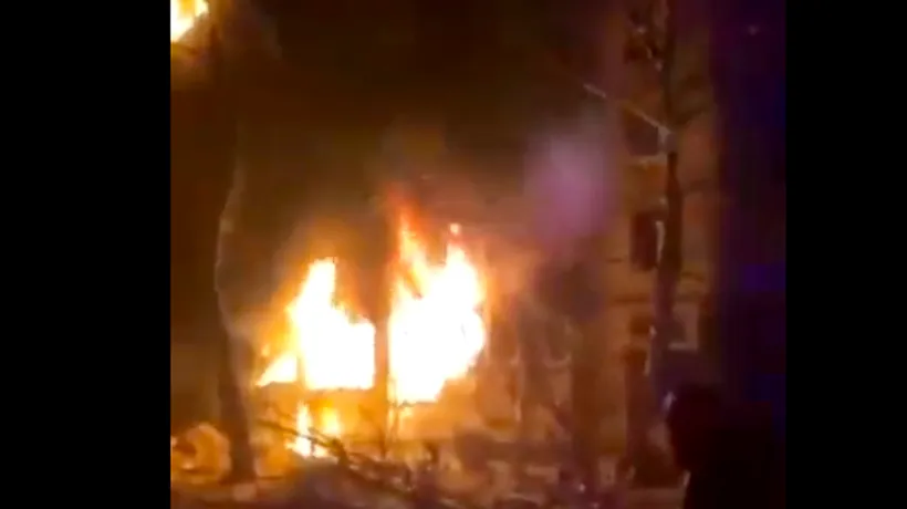 FOTO - VIDEO | Explozii puternice au avut loc în zone rezidențiale din Kiev marți dimineață. Patru oameni au murit