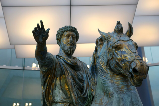 Statua ecvestră a împăratului Marcus Aurelius- Muzeele Capitoline din Roma - Profimedia 