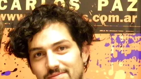 Solistul unei trupe rock a murit pe scenă în timpul unui concert