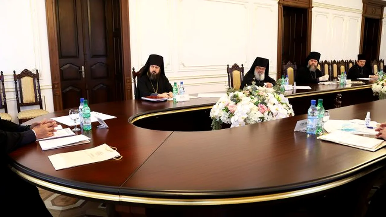 CORONAVIRUS. Mitropolia Ortodoxă a Moldovei, aflată sub jurisdicția Moscovei, promovează teorii ale conspirației: Bill Gates a provocat prin vaccinuri moartea a 500.000 de copii în India!