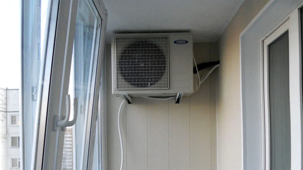 O femeie din Cluj, acuzată că i-a furat vecinei... balconul: 