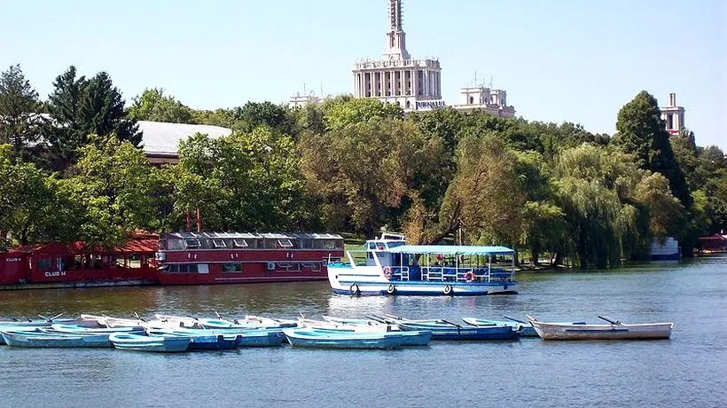 Festivitate și plimbări gratuite cu vaporașele pe Herăstrău, de Ziua Marinei