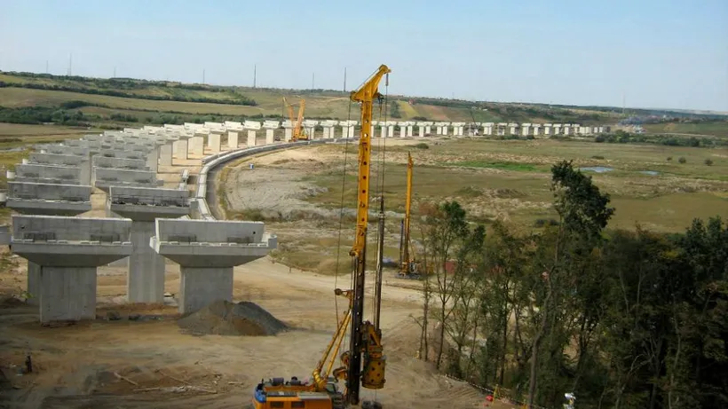 În cât timp vor fi săpate tunelurile de pe autostrăzile Sibiu-Pitești și Comarnic-Brașov