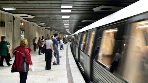 Metroul bucureștean va deveni accesibil pentru persoanele cu deficiențe de vedere. Ce elemente ajutătoare vor fi montate în stații