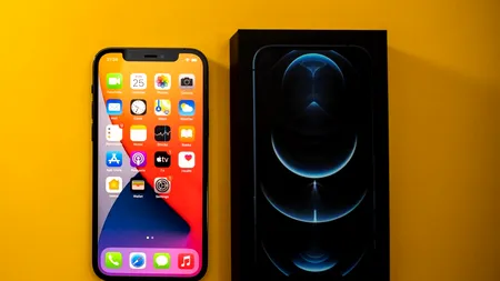 Un consilier local USR voia să cumpere iPhone-uri de ultimă generație pe banii statului! Un singur telefon costă între 6.000 și 7.000 de lei