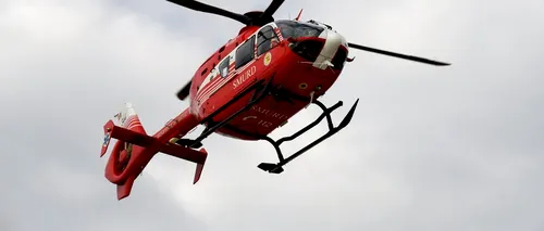 Un băiat de 12 ani s-a electrocutat în staţia CFR Feteşti. Transportat la spital cu un elicopter SMURD