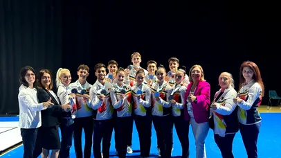<span style='background-color: #328423; color: #fff; ' class='highlight text-uppercase'>SPORT</span> Se retrage cea mai titrată antrenoare de GIMNASTICĂ aerobică din istoria României