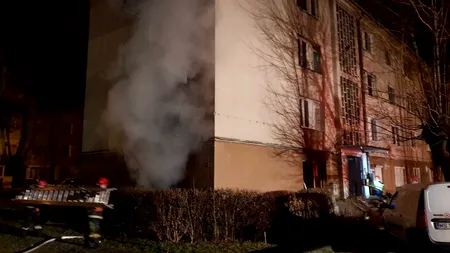 EXPLOZIE într-un bloc din Târgu Mureș: 18 persoane evacuate