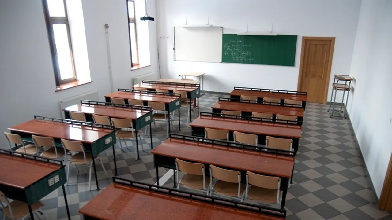 Incident grav în județul Iași. Tatăl unui elev repetent a amenințat-o pe directoare că îi omoară copiii