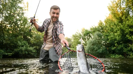 Cum obții permisul de PESCUIT în 2025 și ce trebuie să știi