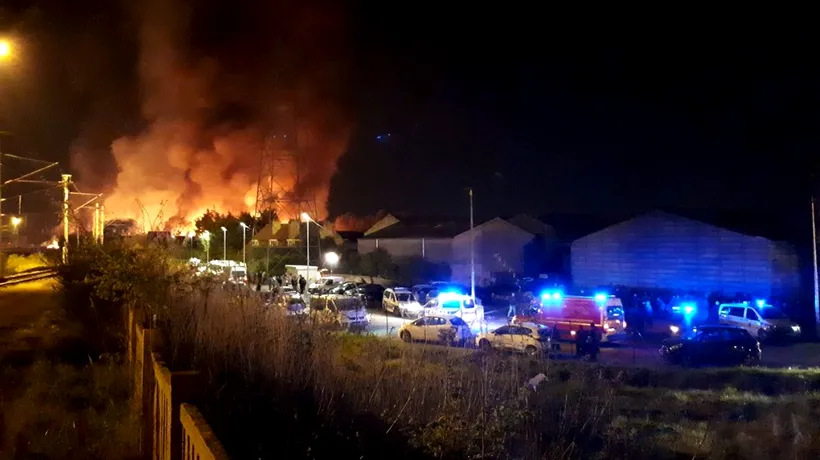 Tabără de refugiați din Franța, distrusă de un incendiu. Cum a pornit focul