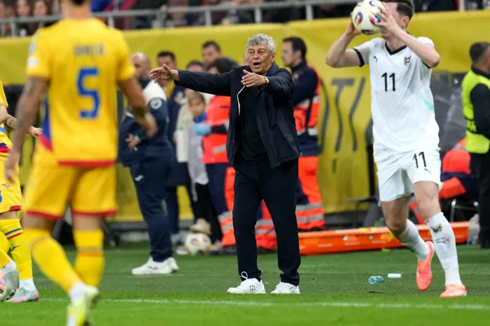 Mircea Lucescu, antrenorul echipei nationale de fotbal a Romaniei (FOTO - ARHIVĂ)