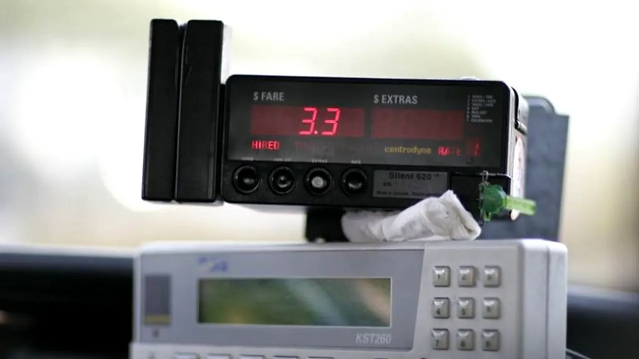 Un bărbat a mers cu TAXI-ul până la ROMA, o călătorie de 1.803 kilometri. Cât i-a afișat la final aparatul că are de plătit 