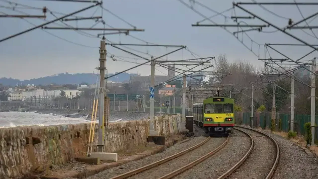 Lucrările pentru redeschiderea liniei de tren directe București-Giurgiu sunt gata în proporție de 89% / D. Motreanu: Este un proiect la care țin