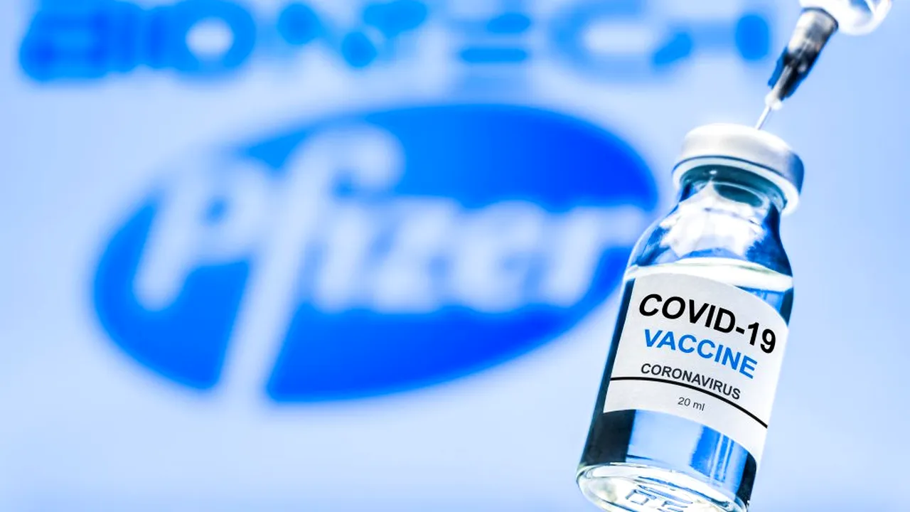 Peste 40 de milioane de doze de vaccin împotriva COVID-19 au fost administrate la nivel mondial