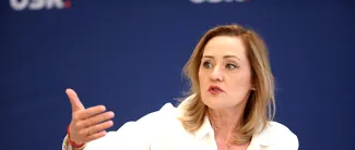 Elena Lasconi, apel la instituțiile statului după ce CCR a AMÂNAT până luni decizia: „Democrația din România este pusă la grea încercare”