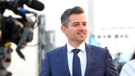 Să punem CENTENARUL pe TRICOAIELE noastre! Gafă de zile mari a unui secretar de stat din MTS