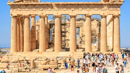 Grecia, detronată de o țară ASIATICĂ în preferințele românilor: Peste 1 milion de turiști au vizitat-o. Care oraș a fost cel mai vizitat