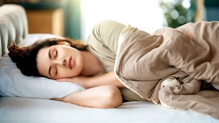 Este somnul odihnitor mai important decât 10.000 de pași pe zi?