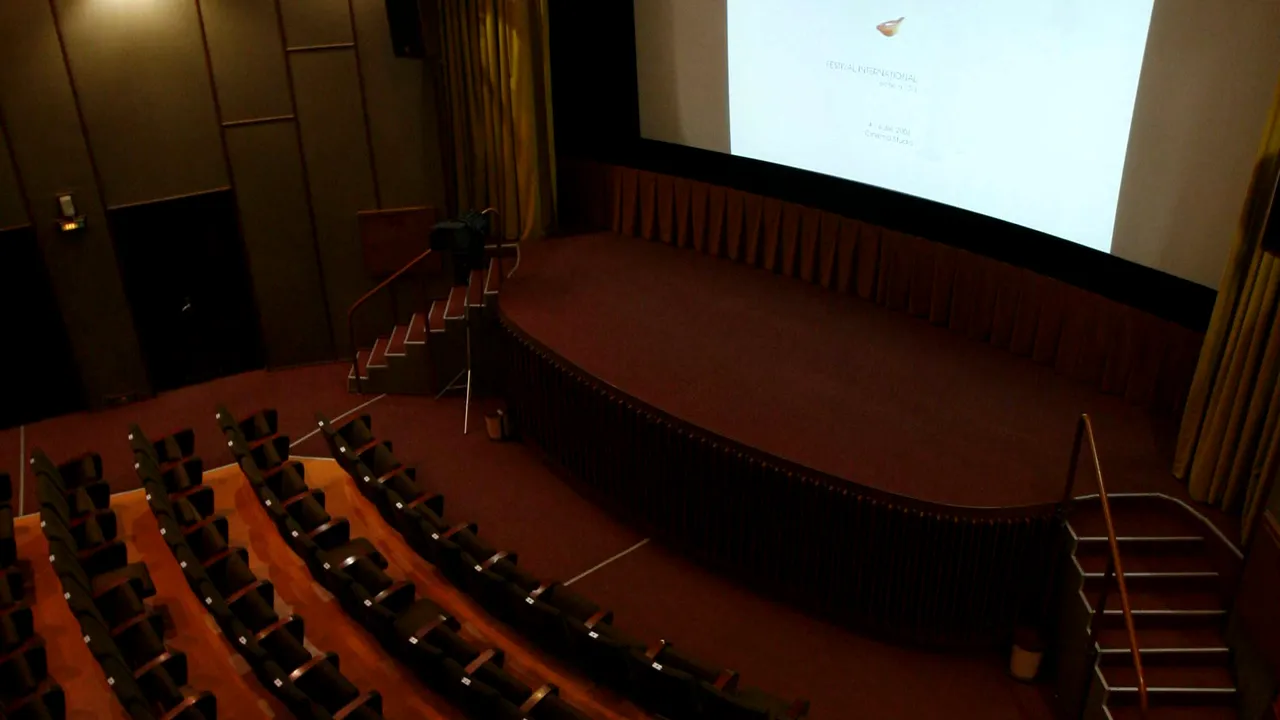 Rusia a vrut ca numărul filmelor străine proiectate să fie egal cu cel al filmelor rusești. Ce s-a întâmplat după ce a aflat Vladimir Putin