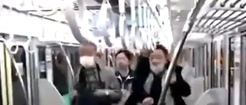 Un bărbat a atacat cu un cuțit pasagerii unui tren, la Tokyo, și a declanșat un foc la bord. Intervenția forțelor de ordine japoneze – VIDEO