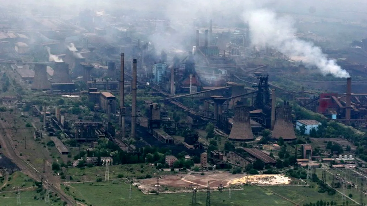 Grupul ArcelorMittal a raportat pierderi de 3,7 miliarde de dolari pentru anul trecut