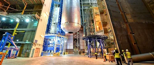 NASA testează cea mai puternică rachetă construită vreodată! Space Launch System și noul plan de aselenizare al americanilor