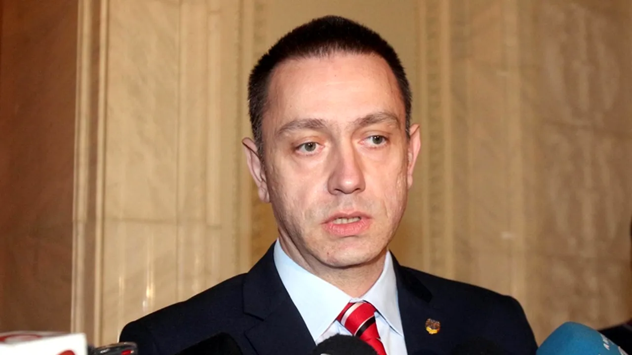 Cui folosește DĂRÂMAREA prin VIOLENȚĂ a Guvernului? Mihai FIFOR vrea comisie parlamentară de anchetă a Mitingului Diasporei