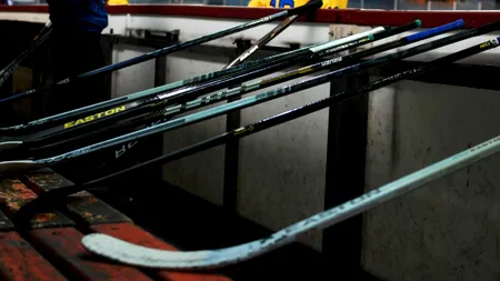 Se întâmplă în România! Structura metalică ridicată pe locul fostului PATINOAR „Mihai Flamaropol” va fi dată jos. „Nu se mai poate face nimic”