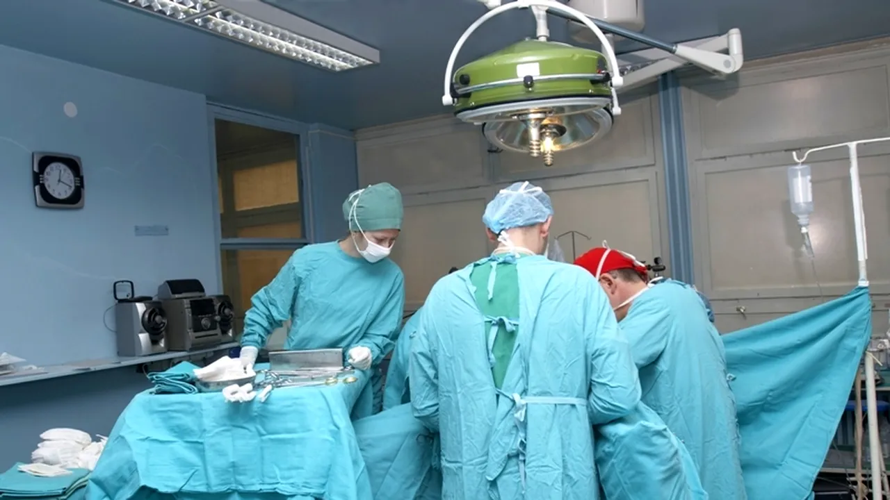 STENOGRAMELE VAGINULUI. Pacientă către doctor acuzat de corupție, despre operația în zona intimă: „Păi oricât de repede... ca să am și eu o vară frumoasă la mare