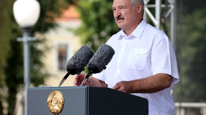 Aleksandr Lukașenko amenință că va închide fabricile în care au loc proteste și greve. Protestatarii ar urma să fie concediați