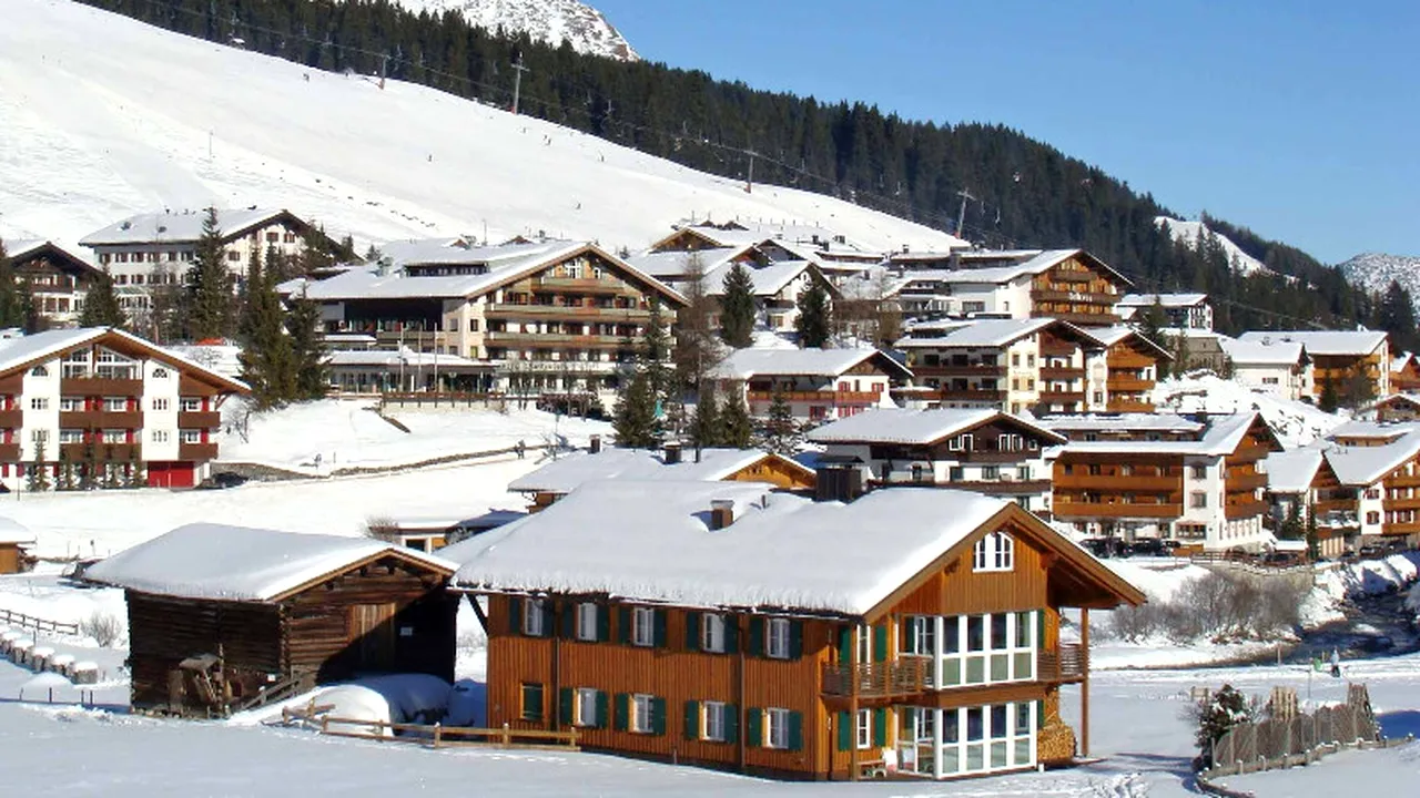 Hotel de lux dintr-o stațiune de schi din Austria, evacuat în urma unei amenințări cu bombă