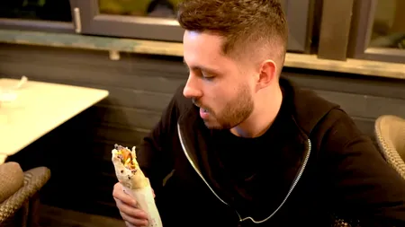 Aceasta este cea mai scumpă shaorma din România! Costă cât un concediu în Mamaia